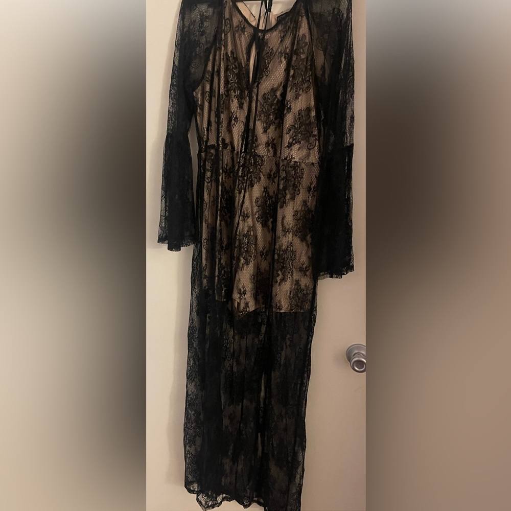 Black Maxi Romper size 3x with bell sleeves very cute NWOT